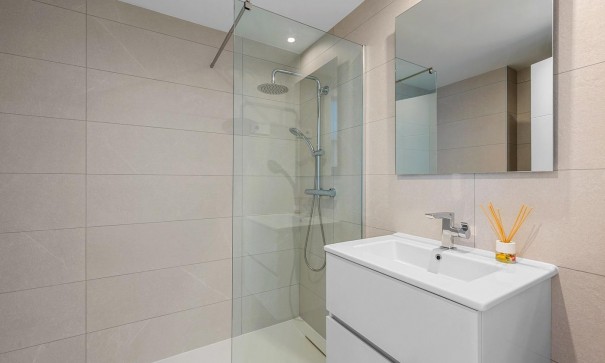 Revente - Appartement -
Torrevieja - Punta Prima