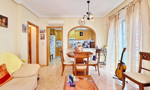 Videresalg - Byhus -
Orihuela Costa - Villamartín