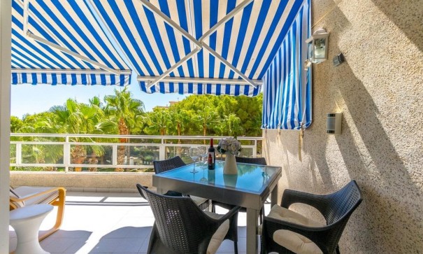 Venta - Apartamento piso -
Orihuela Costa - Altos de Campoamor