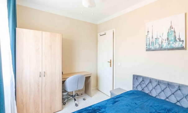 Återförsäljning - Fristående villa -
Orihuela Costa - Punta Prima