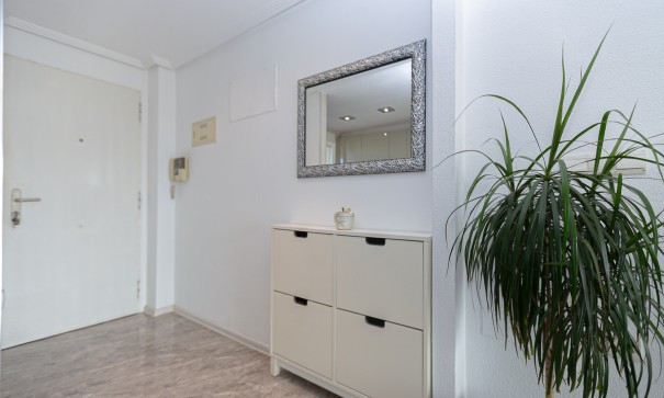 Resale - Wohnung Appartement -
La Zenia - Beachside