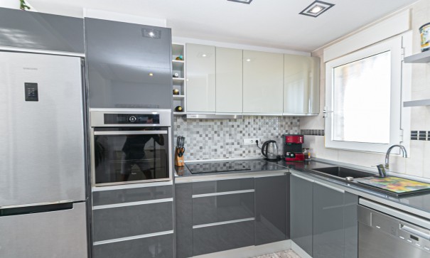 Resale - Wohnung Appartement -
La Zenia - Beachside