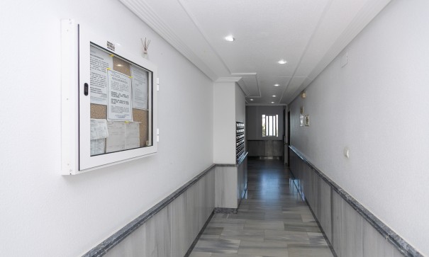 Resale - Wohnung Appartement -
La Zenia - Beachside