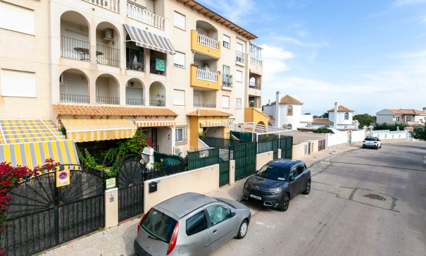 Resale - Wohnung Appartement -
La Zenia - Beachside