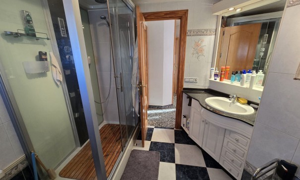 Videresalg - Lejlighed lejlighed -
SAX