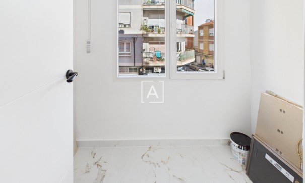 Revente - Appartement -
Torrevieja - Centro Torrevieja