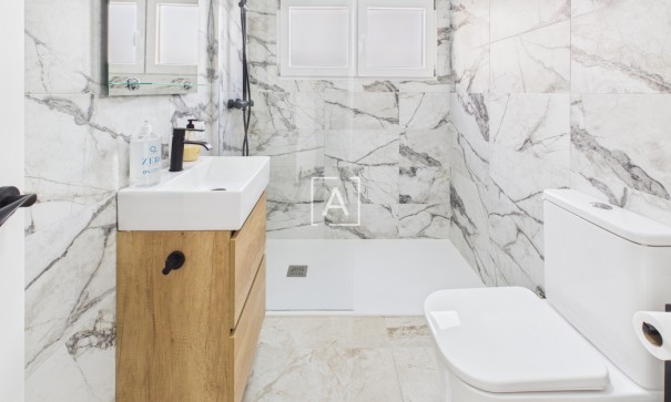 Revente - Appartement -
Torrevieja - Centro Torrevieja