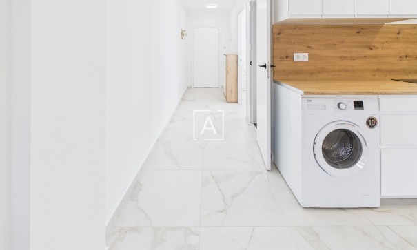 Sale - Apartment Flat -
Torrevieja - Torrevieja Centro