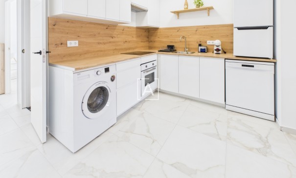 Sale - Apartment Flat -
Torrevieja - Torrevieja Centro