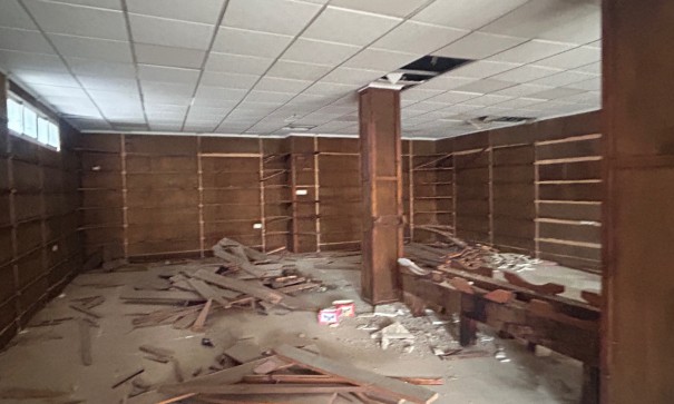 Herverkoop - Commercieel (6) -
Jacarilla