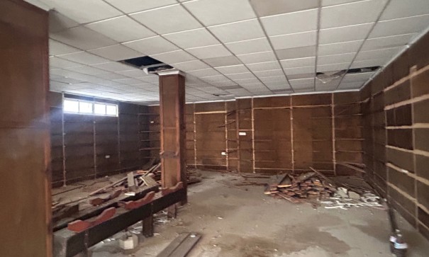 Herverkoop - Commercieel (6) -
Jacarilla