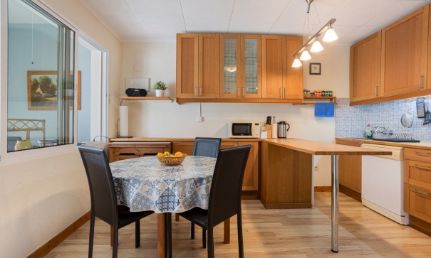 Herverkoop - Rijtjeshuis / Stadswoning -
Torrevieja - La Siesta