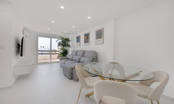 Sprzedaż - Apartament mieszkanie -
Torrevieja - Playa de los Naufragos