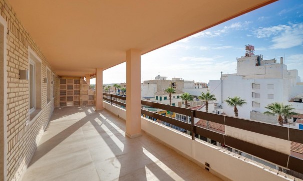 Sprzedaż - Apartament mieszkanie -
Torrevieja - Playa de los Naufragos