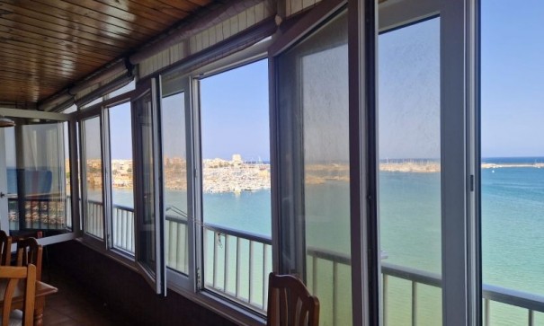 Återförsäljning - Lägenhet lägenhet -
Torrevieja