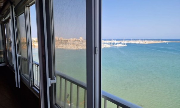 Återförsäljning - Lägenhet lägenhet -
Torrevieja