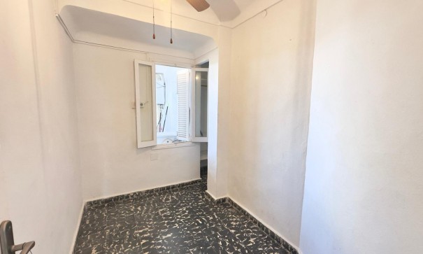 Resale - Wohnung Appartement -
Torrevieja - Zona los Frutales