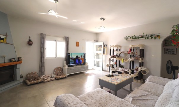 Herverkoop - Finca Landelijk pand -
Orihuela - La Campaneta