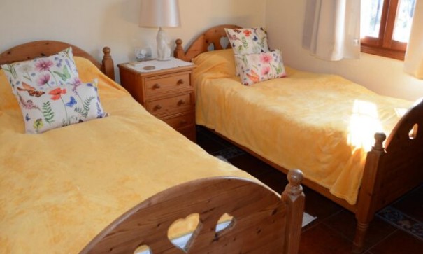 Resale - Freistehende Villa -
Daya Vieja