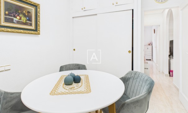 Sale - Semi Detached Villa -
Pinar de Campoverde