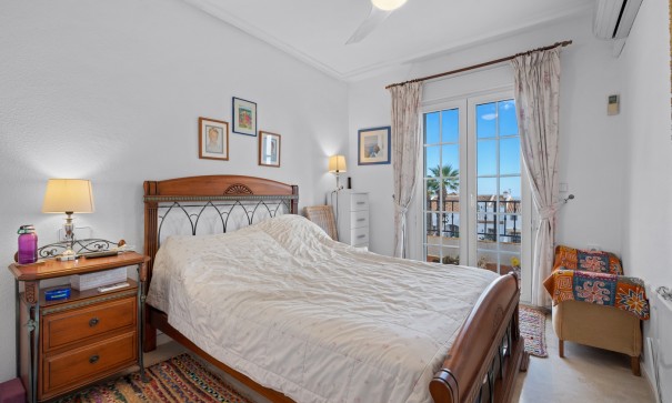 Videresalg - Byhus -
Orihuela Costa - Los Dolses