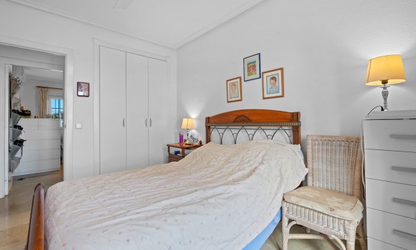 Videresalg - Byhus -
Orihuela Costa - Los Dolses