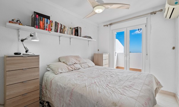 Videresalg - Byhus -
Orihuela Costa - Los Dolses