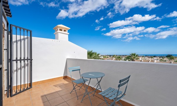 Videresalg - Byhus -
Orihuela Costa - Los Dolses