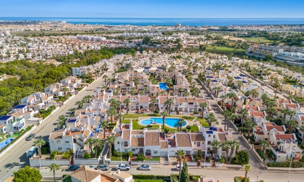 Videresalg - Byhus -
Orihuela Costa - Los Dolses