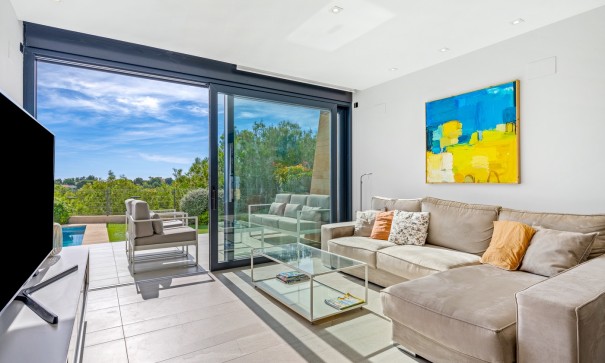 Videresalg - Byhus -
Orihuela Costa - Los Dolses