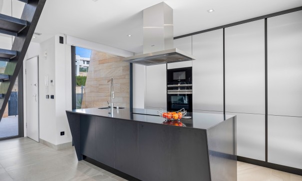 Videresalg - Byhus -
Orihuela Costa - Los Dolses