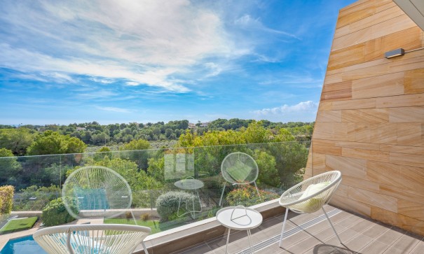 Videresalg - Byhus -
Orihuela Costa - Los Dolses