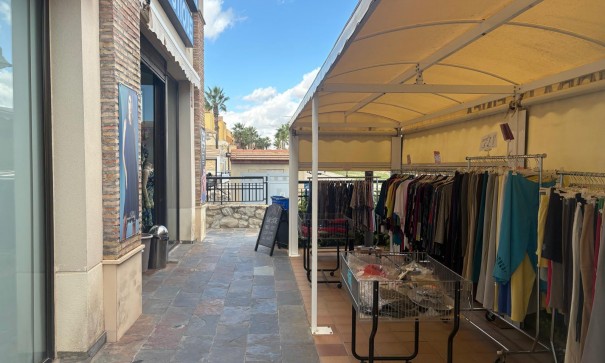 Resale - Kommerziell -
Algorfa - La Finca Golf