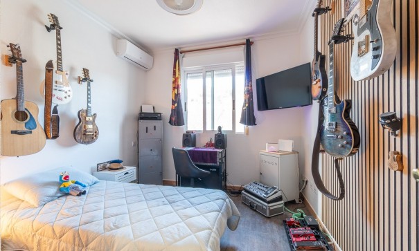 Resale - Freistehende Villa -
San Miguel de Salinas - San Miguel Salinas