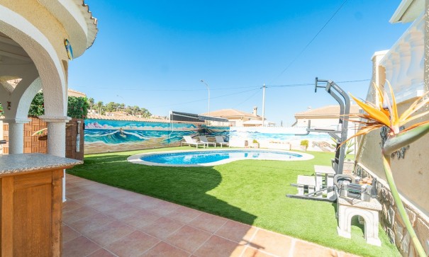 Resale - Freistehende Villa -
San Miguel de Salinas - San Miguel Salinas