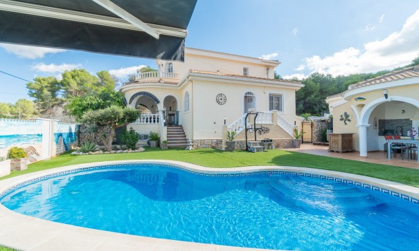 Resale - Freistehende Villa -
San Miguel de Salinas - San Miguel Salinas