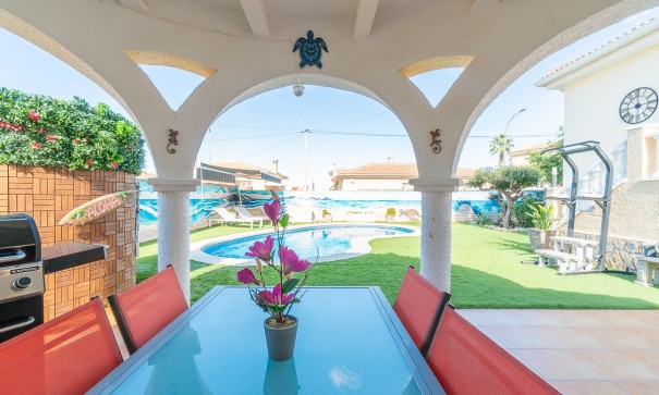 Resale - Freistehende Villa -
San Miguel de Salinas - San Miguel Salinas
