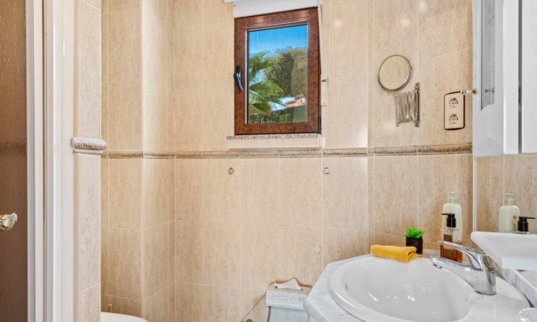 Sprzedaż - Willa wolnostojąca -
Algorfa - Castillo de montemar