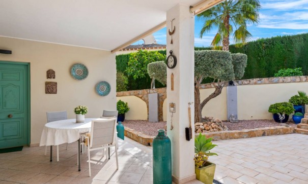 Sprzedaż - Willa wolnostojąca -
Algorfa - Castillo de montemar