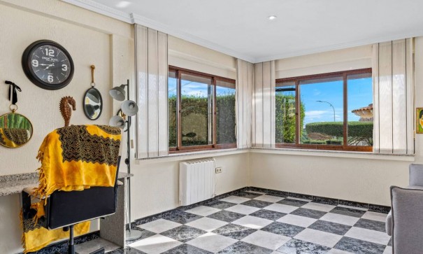 Sprzedaż - Willa wolnostojąca -
Algorfa - Castillo de montemar