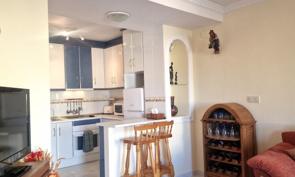 Herverkoop - Stadswoning -
Orihuela Costa