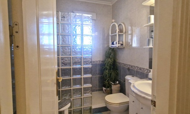 Herverkoop - Stadswoning -
Orihuela Costa