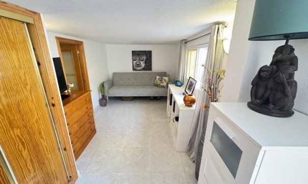 Återförsäljning - Fristående villa -
Villamartín