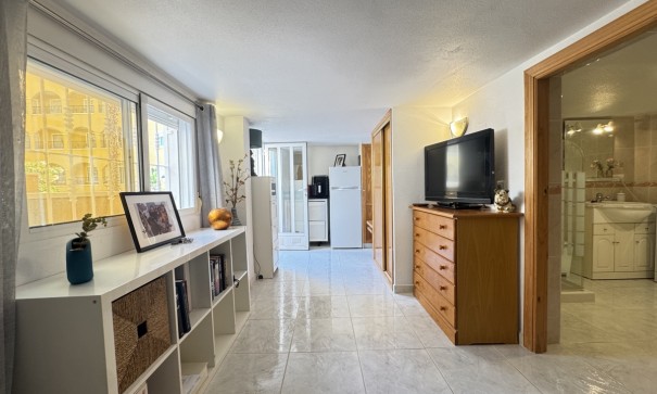 Återförsäljning - Fristående villa -
Villamartín