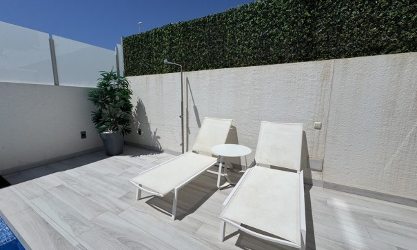 Sale - Detached Villa -
Lomas de Cabo Roig