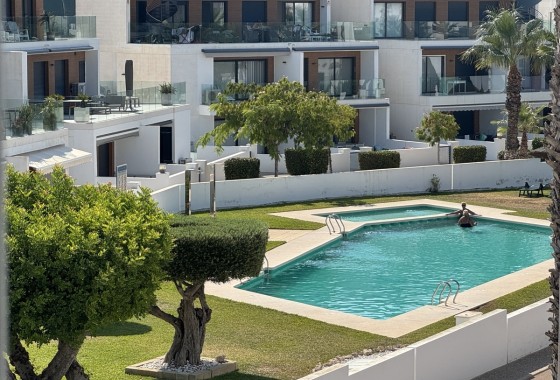 Herverkoop - Apartement Flat -
Villamartín