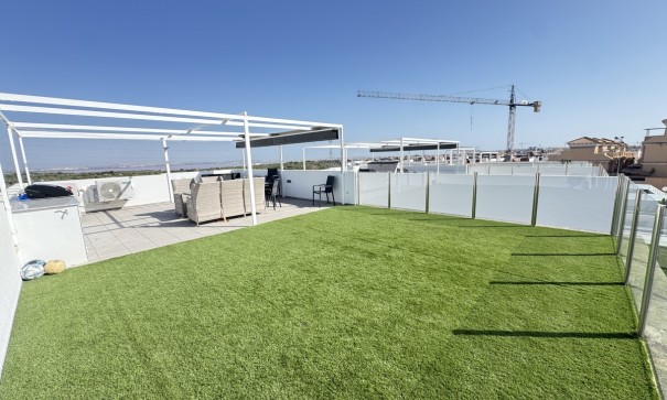 Resale - Freistehende Villa -
Villamartín