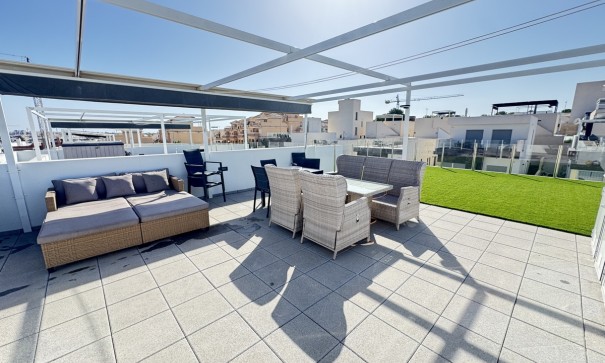 Resale - Freistehende Villa -
Villamartín