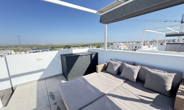 Resale - Freistehende Villa -
Villamartín