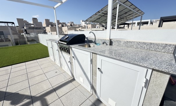 Resale - Freistehende Villa -
Villamartín